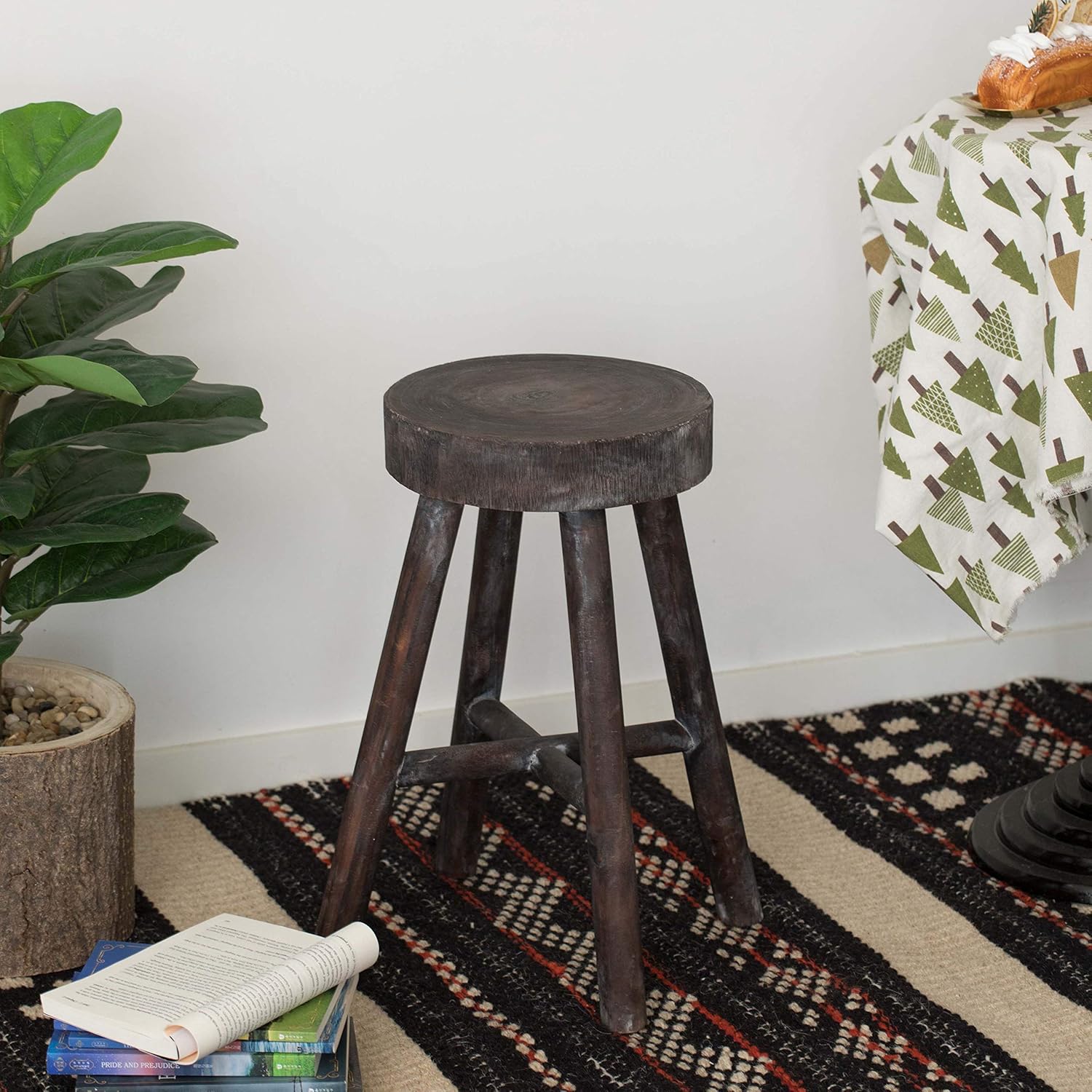 Antique Round Wooden Stools Set of 2, Brown W1010