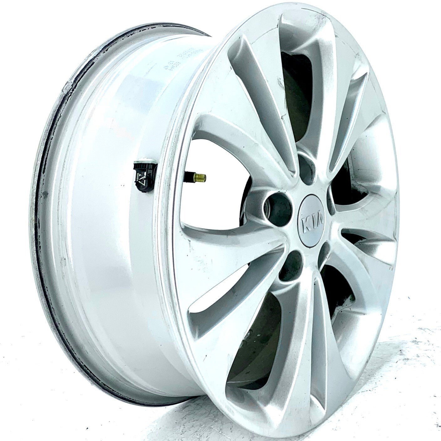 17x6.5 Alloy Silver Wheel O658