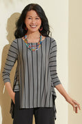 3/4 Sleeve Black White Microstripe Knit Top B865377