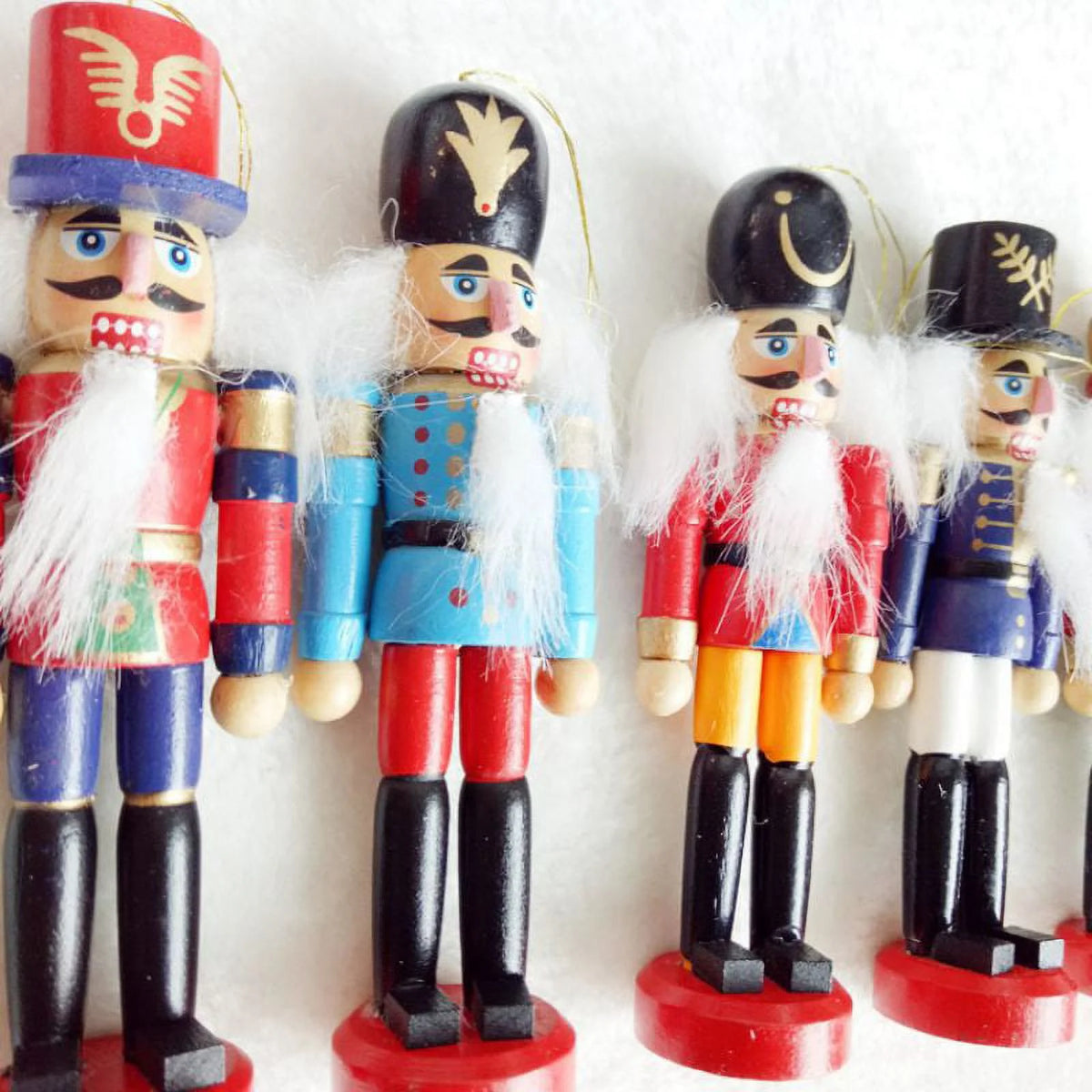 Wooden Nutcracker Puppet Doll Toys, 6 Pieces Q674570