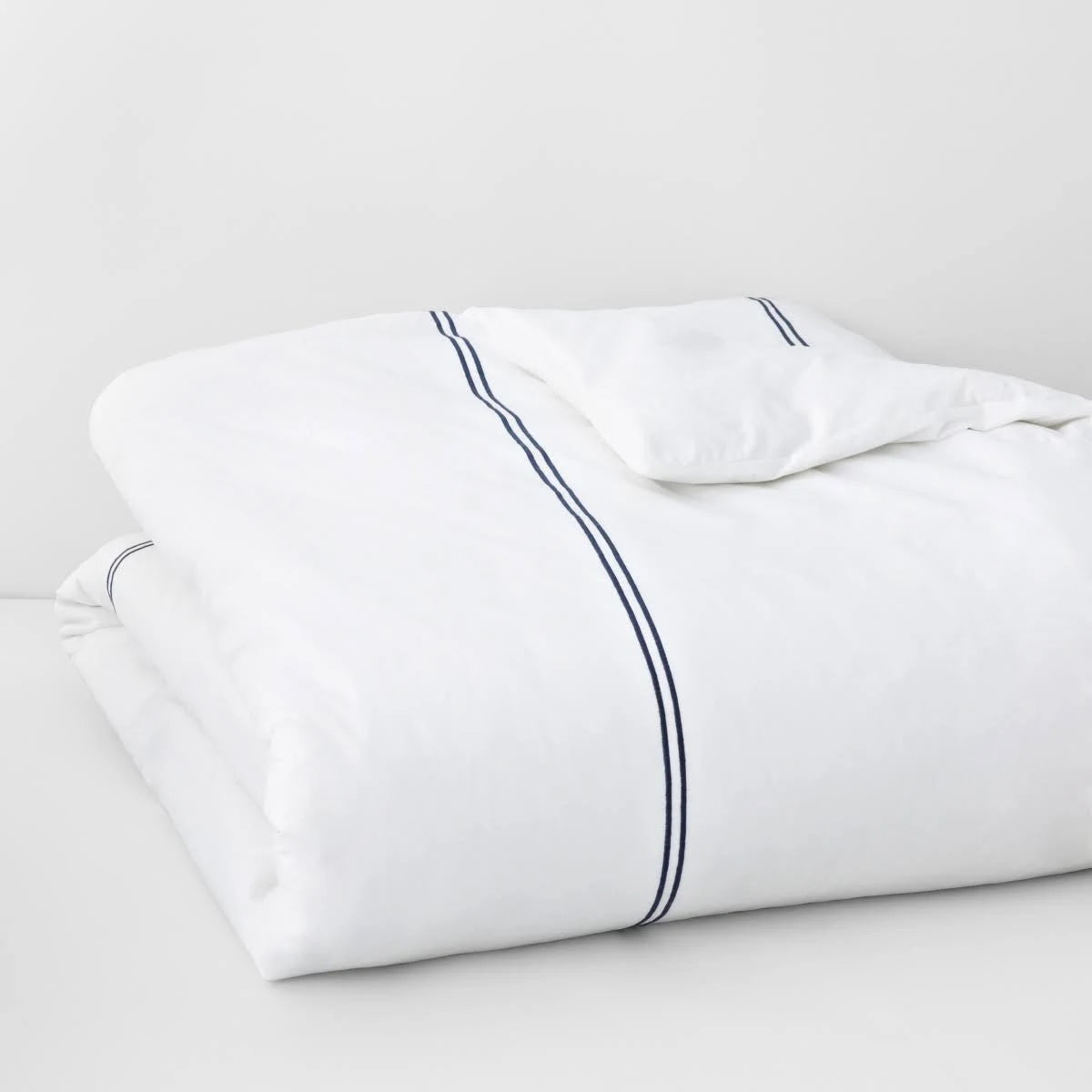 White Full/Queen Duvet Cover T881