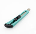 Retractable Utility Knife with 6Pcs Replaceable Blades V40516