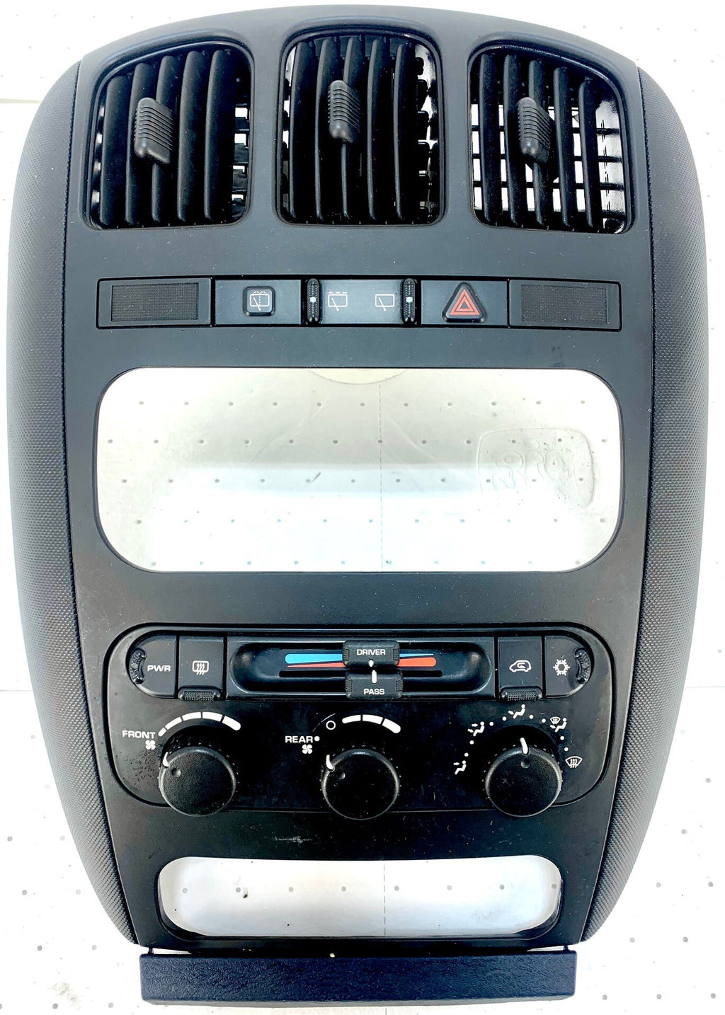 Pre-Owned 2003 Dodge Caravan Manual 3 Zone Temperature Control C7625