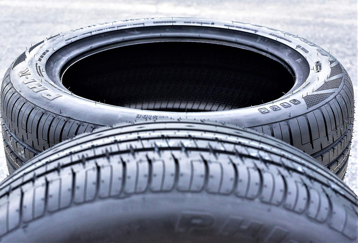 All-Season Performance Radial Tire 205/55R17 95V XL I82943