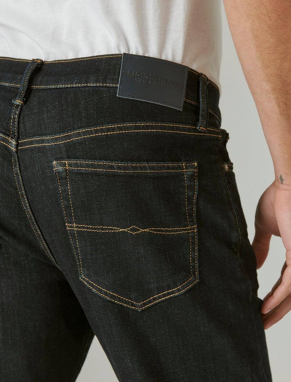 Slim Straight Coolmax Stretch Jean Y980
