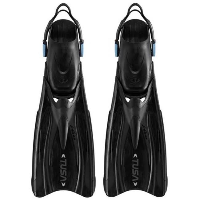 Black Fins K200823