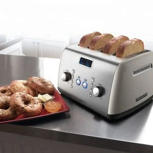 4-Slice Toaster with Touch-Activated Display P4551