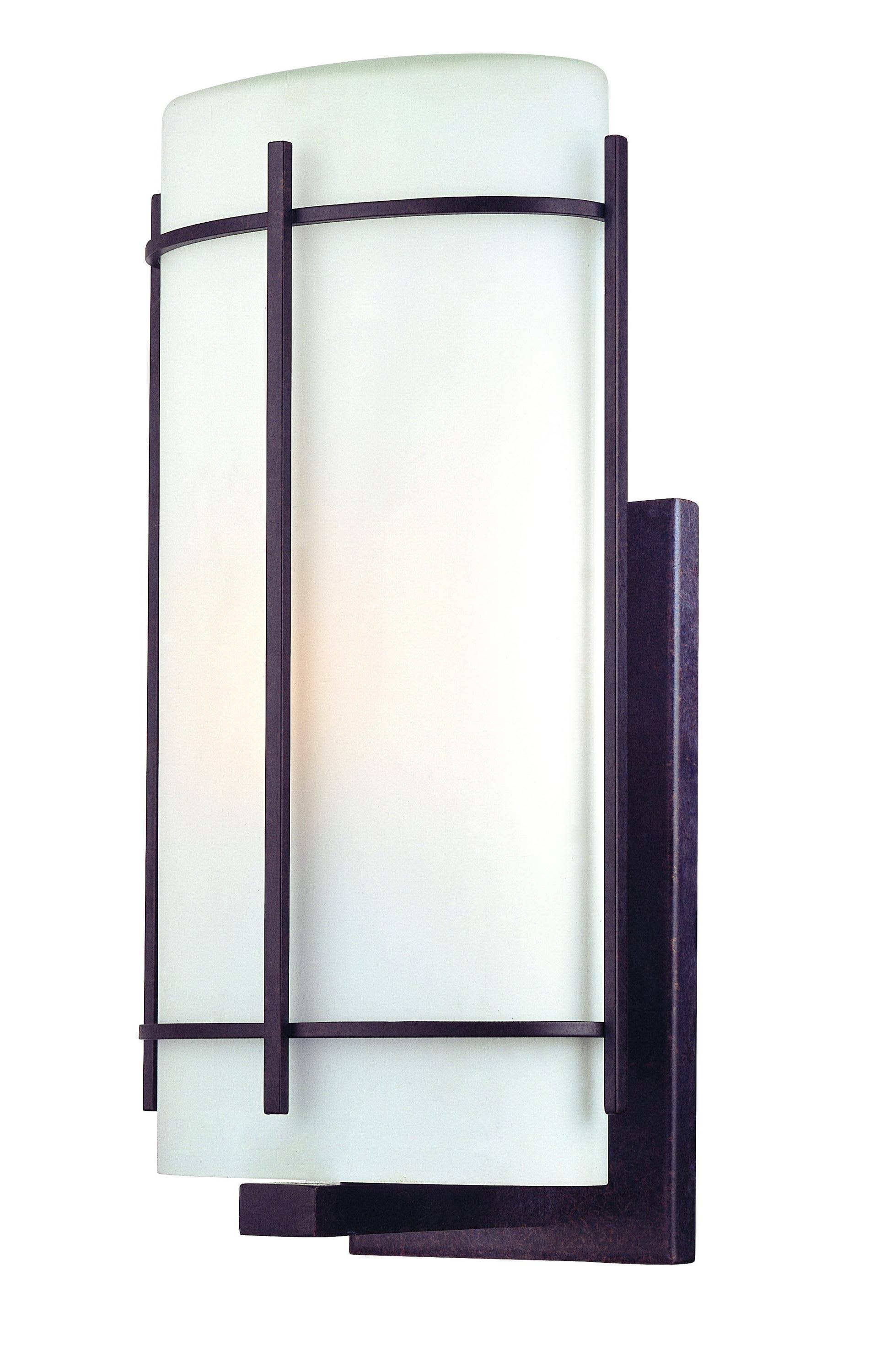 Olde World Iron Outdoor Wall Light L2860
