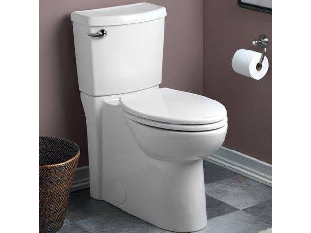 White Elongated Toilet G967