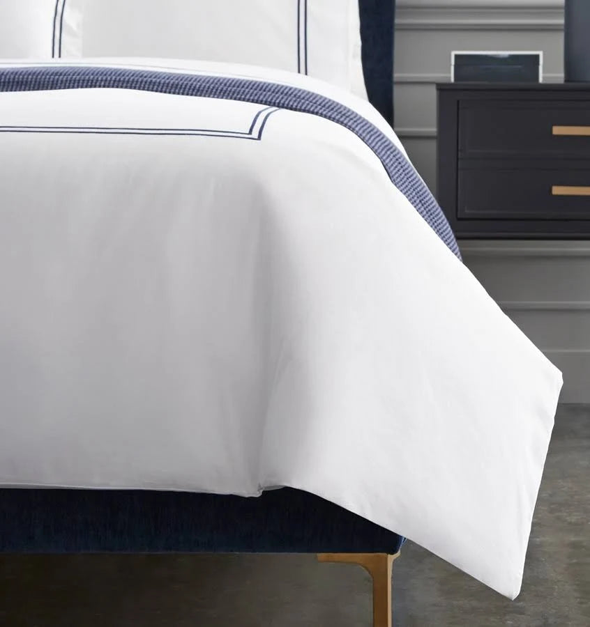 White Full/Queen Duvet Cover T881