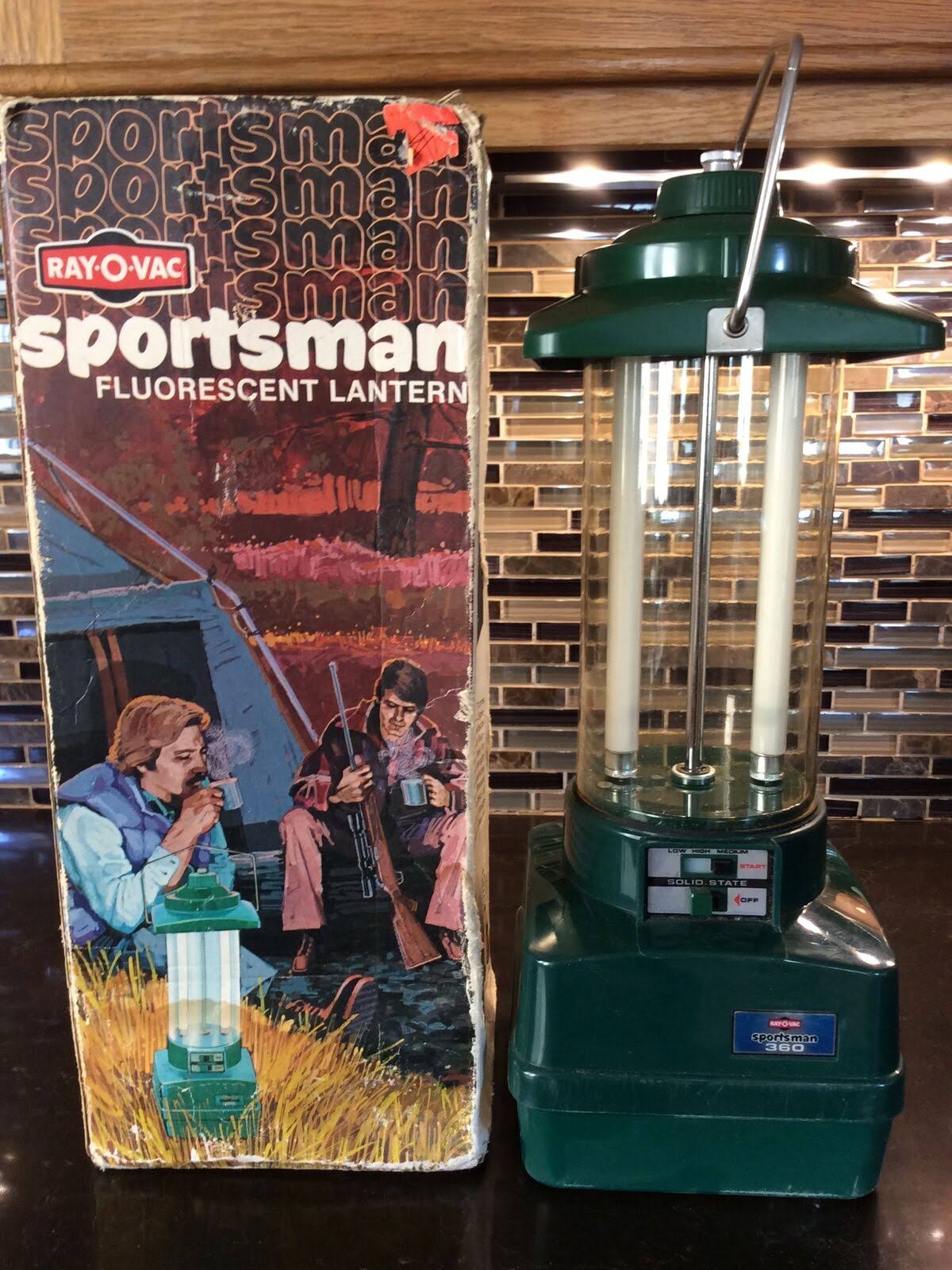 Vintage Green Fluorescent Camping Lantern O634