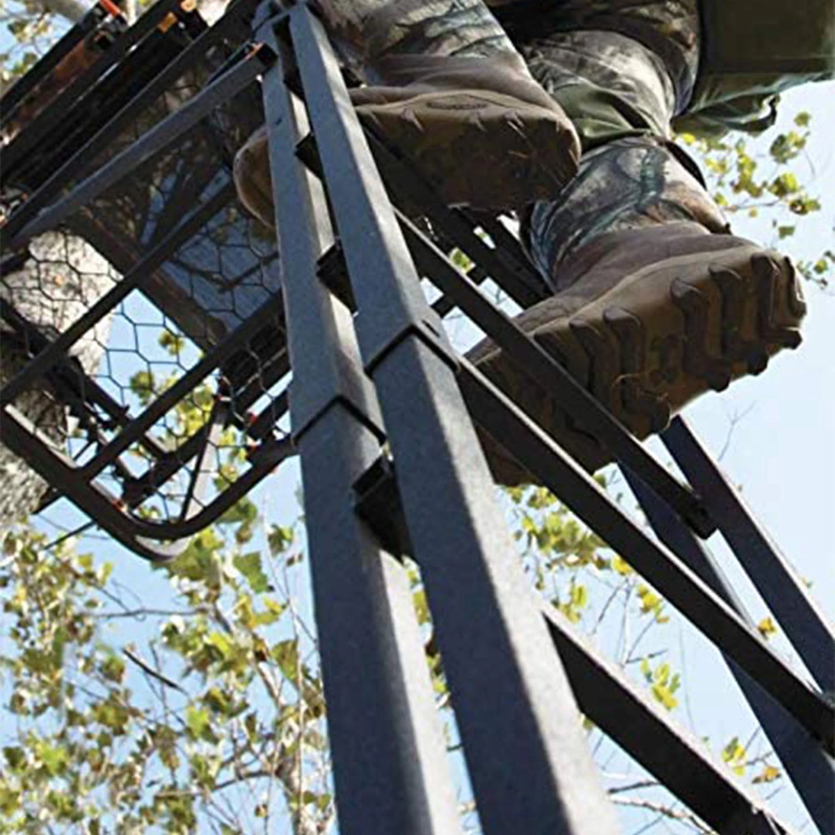 Black 20 Foot 1 Person Ladder Tree Stand C764109
