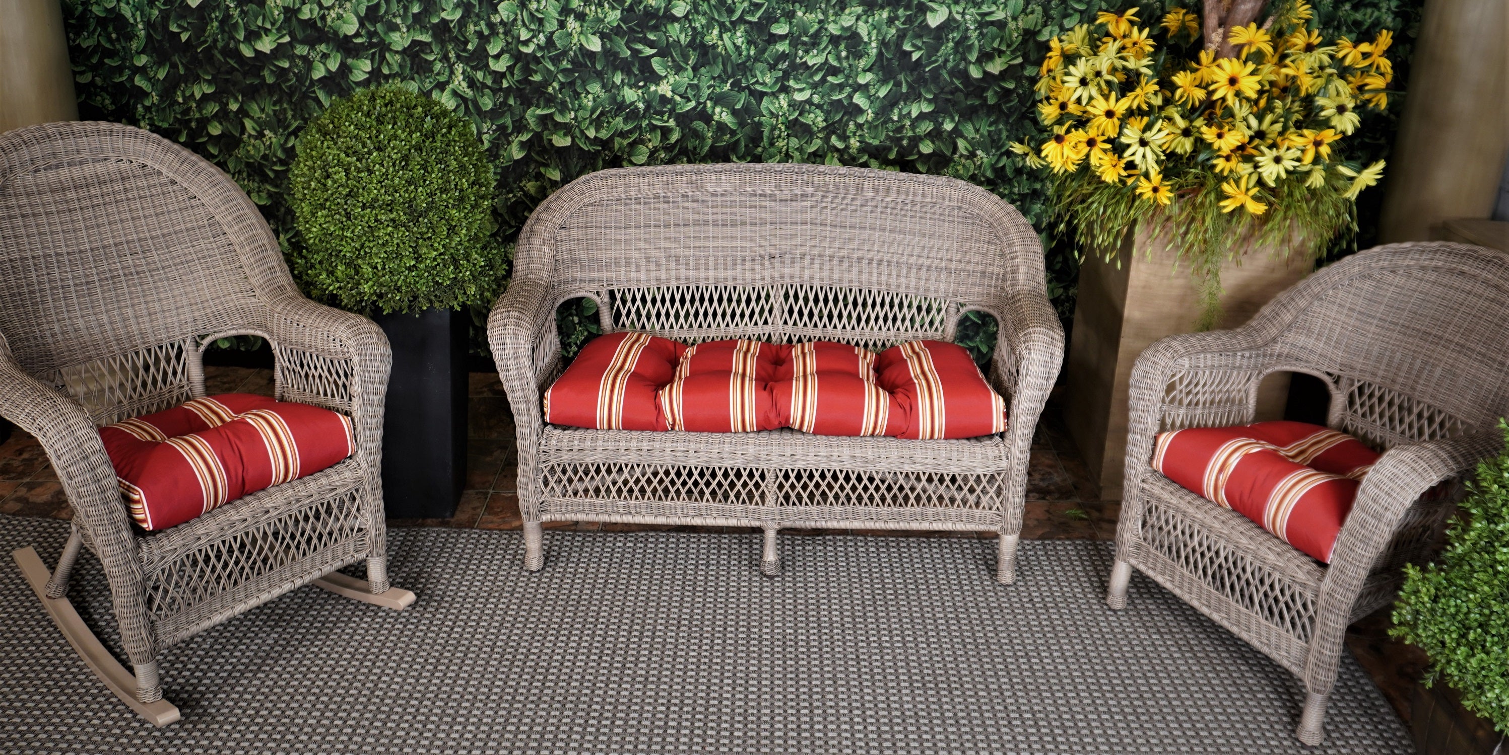 Assorted Red U-Shape Cushion Set Outdoor Seating Cushions (3 Pieces) Q472