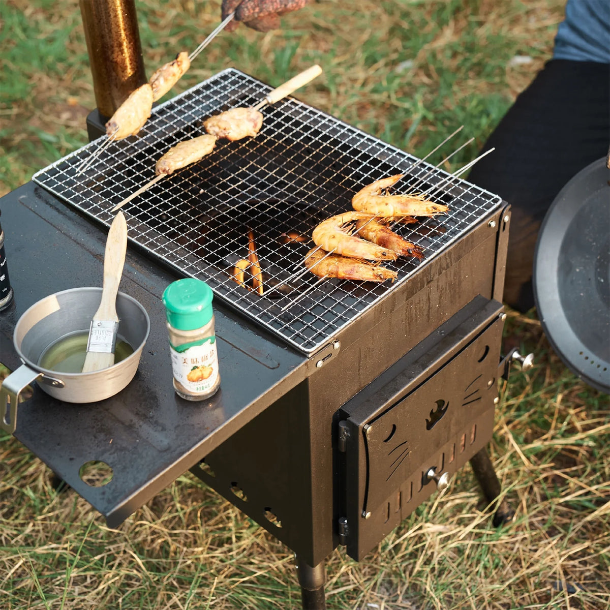 Portable Wood Burning Camp Tent with Chimney E34401