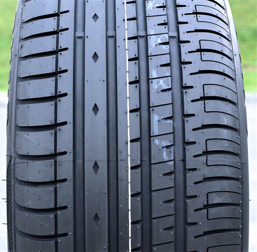 All-Season Performance Radial Tire 205/55R17 95V XL I82943
