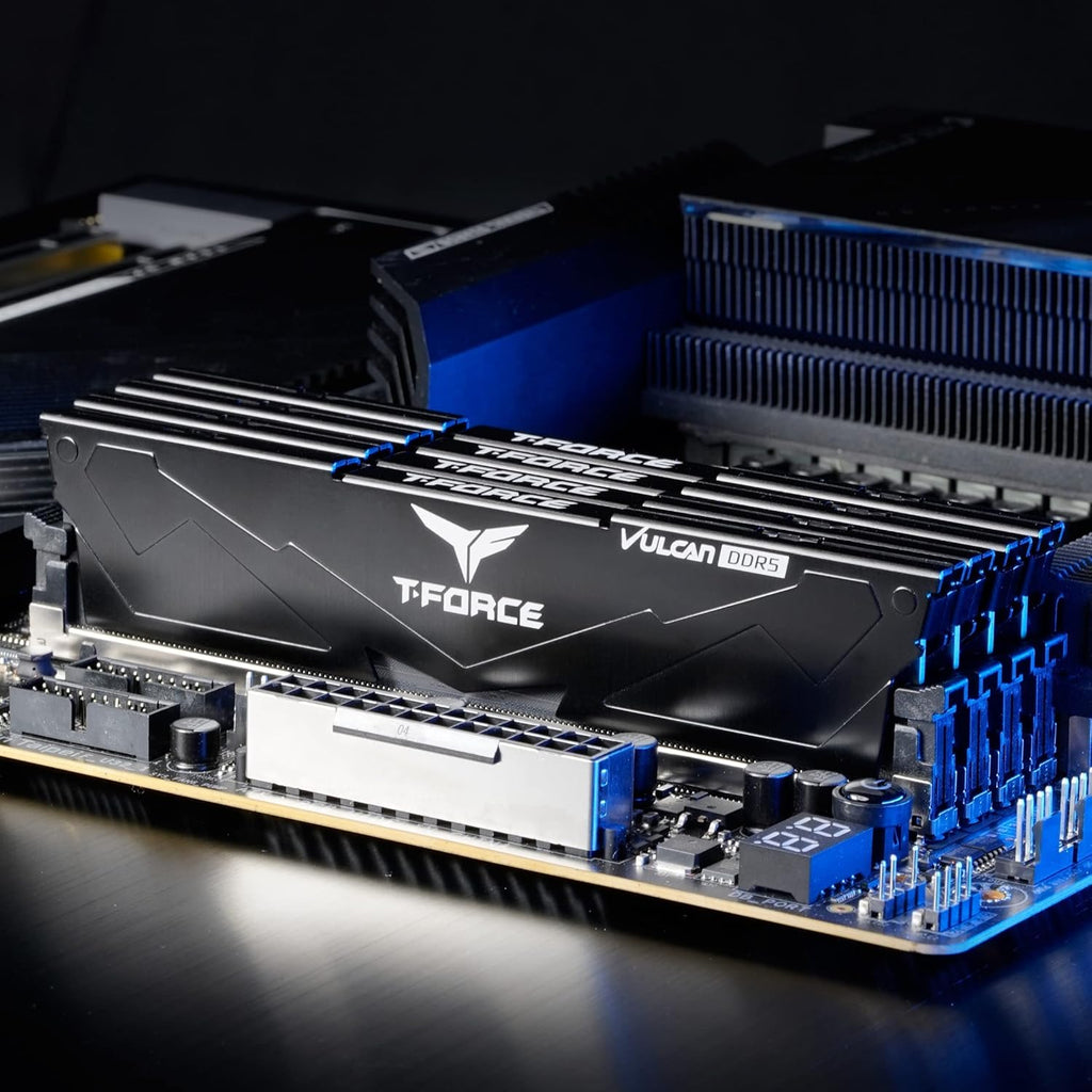 DDR5 32GB Kit (2x16GB) 5200MHz CL40 Desktop Memory Bundle with 1TB NVMe PCIe Gen4 M.2 2280 Gaming SSD C139